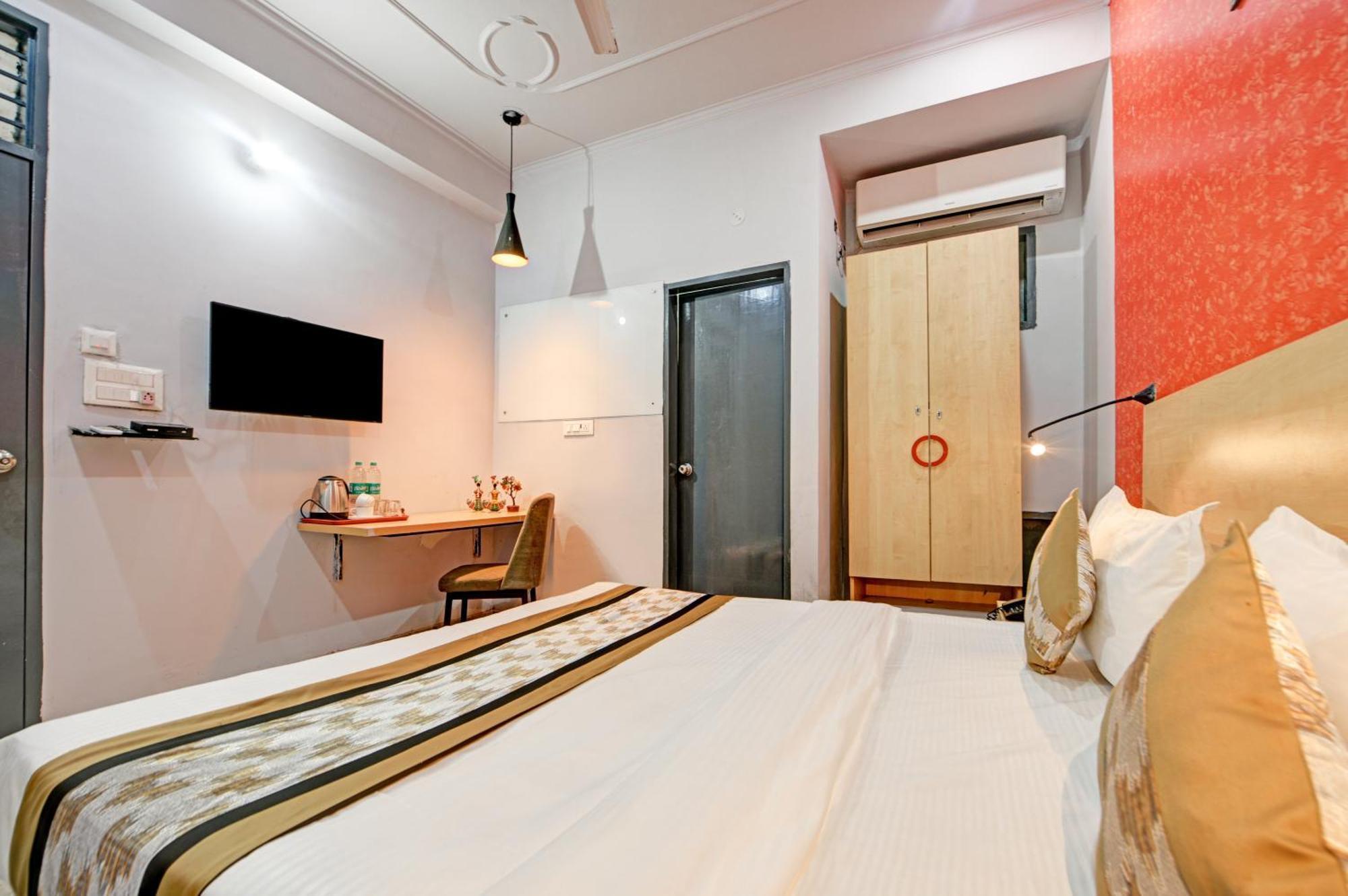 Royal Spark Inn1 - Medicity Gurugram, Near Medanta Hospital Gurgaon Bagian luar foto